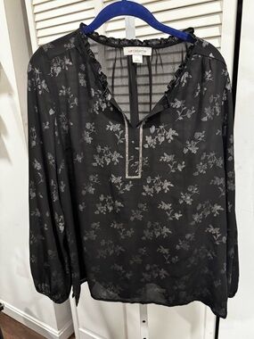 Liz Claiborne Black Sheer Floral Ruffle V-Neck Blouse